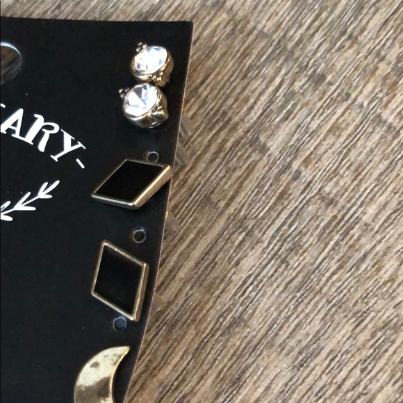 Rosemary hammered moon rhinestone earring set new - Picture 3 of 3